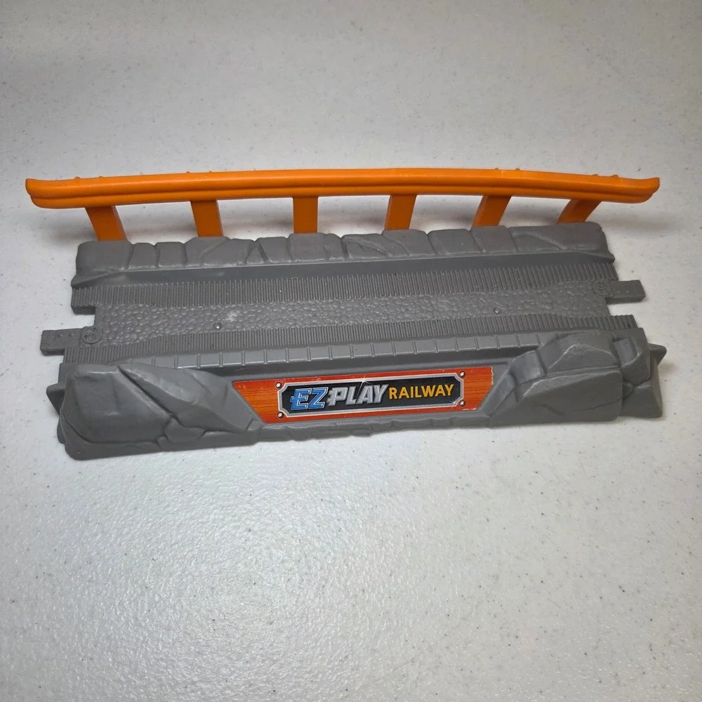 Mattel EZ‎ Play Railway Replacement Train Track Bridge Piece DFJ40 Grey Orange